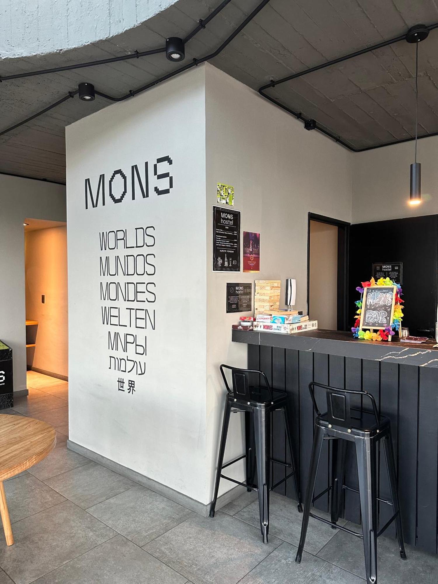Mons Hostel Buenos Aires Exterior photo